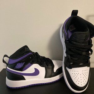 Air Jordan 1 Mid